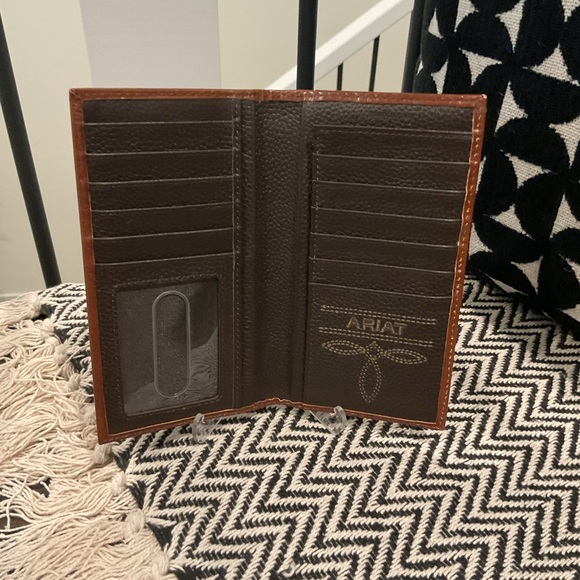 Ariat Rodeo Wallet - Picture 2 of 3